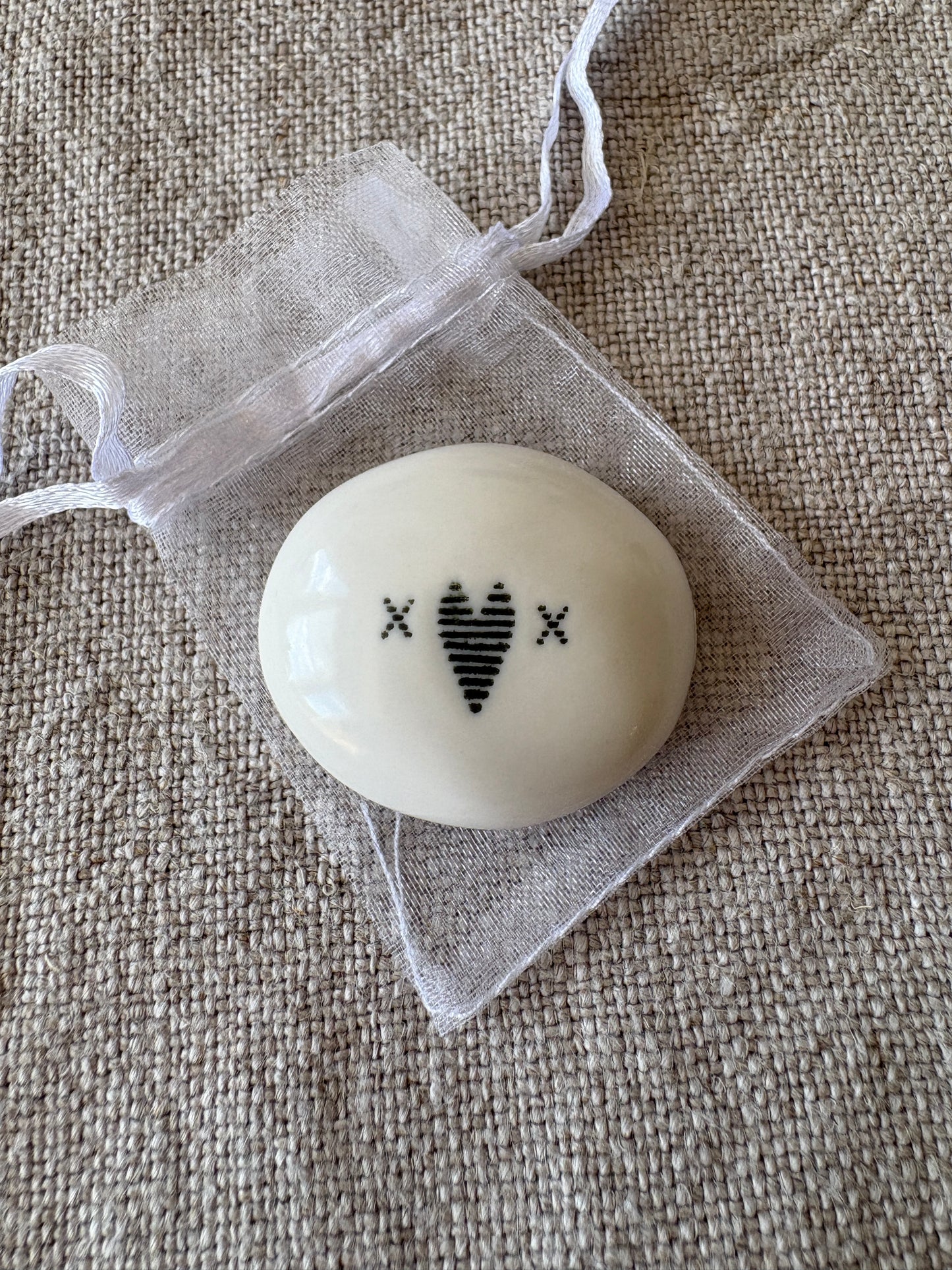 Special Sister, Keepsake Pebble in Gift Bag