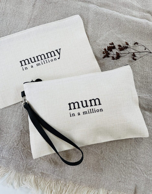 mum/mummy in a million, Linen Bag with Wristlet image 0