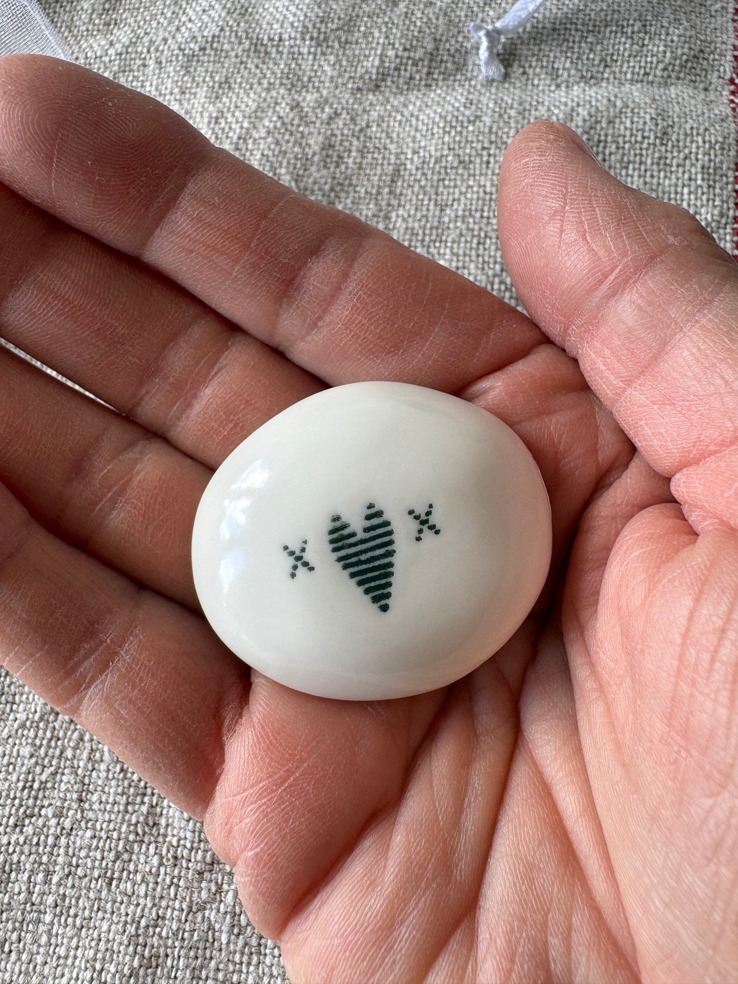 Special Sister, Keepsake Pebble in Gift Bag