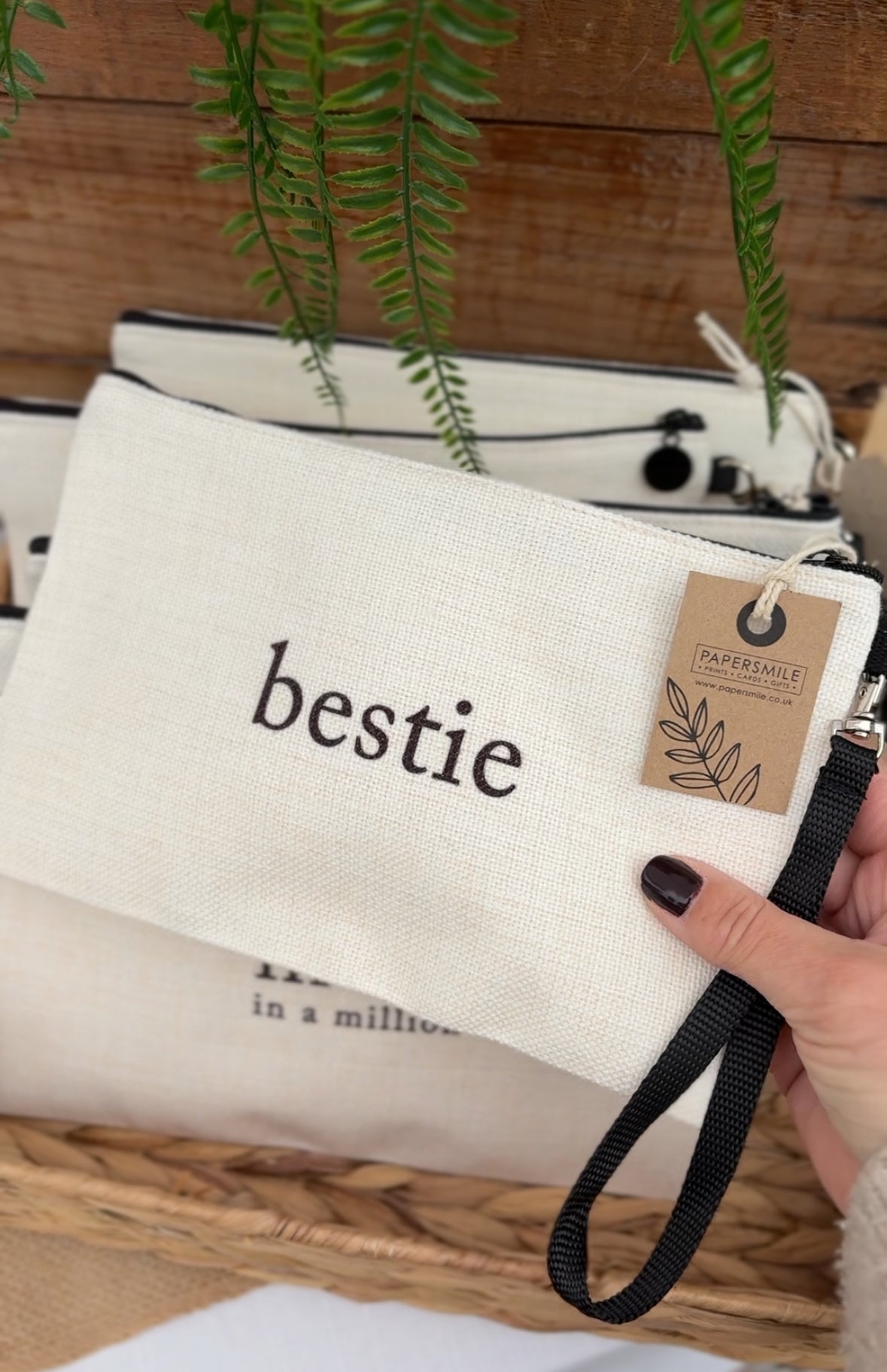 Bestie, Linen Bag with Wristlet